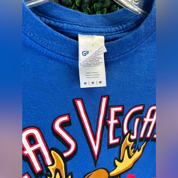 Las Vegas International Convention 2019 tee - Picture 2 of 3